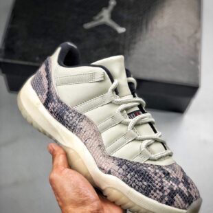 Air Jordan 11 Low SE “Snakeskin” Light Bone/University Red-Sail-Black