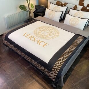 Luxury versace white yellow logo brands 13 bedding set Bedding Sets