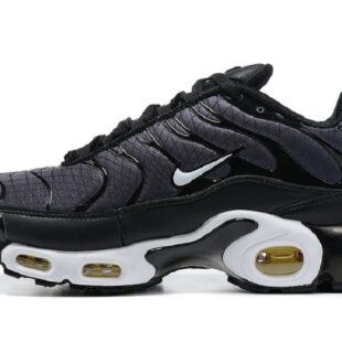 Nike Air Max Plus TN 21 Black White Logo