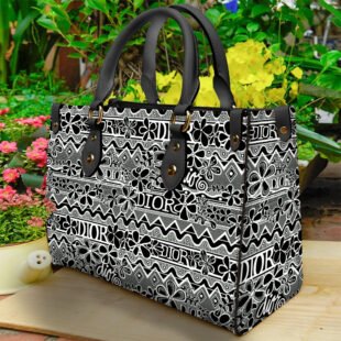 Dior Women's Leather Handbag - DOHB_027