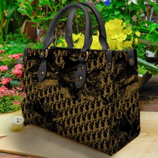 Dior Women's Leather Handbag - DOHB_037